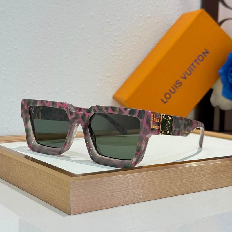 Louis Vuitton Sunglasses ID:20260319-238